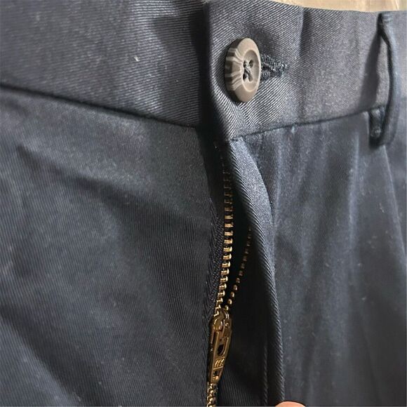 Haggar Men's Iron Free Khaki Pants Blue Size 36x29 Classic Fit - Picture 8 of 15